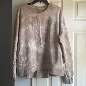 NWOT Light Weight All in Motion Sweatshirt!!